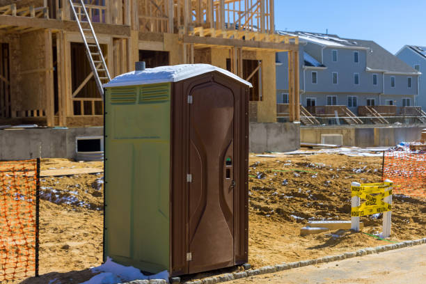 Best Porta potty rental near me  in Okemos, MI